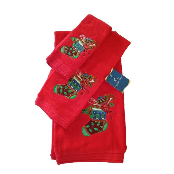 3-Piece 100% Cotton Christmas Towel set Embroidered Design Large Bath Towel Red - Picture 2 of 13